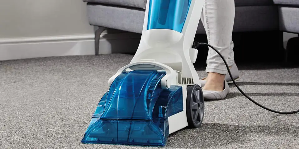 Does Home Depot Rent Carpet Cleaners In 2022? (Prices, Types + More)